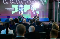 Siedział siedem lat za szpiegostwo dla Rosji. Dzisiaj chwali się zdjęciami z polskimi ministrami