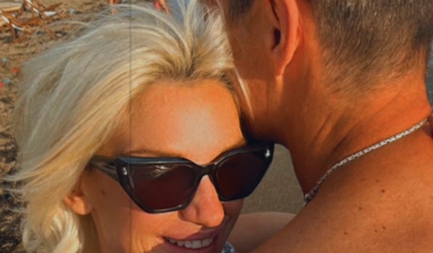 Anja Mit, Vladimir Petrović