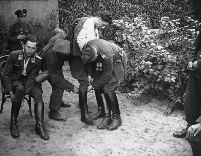 Upadek Warszawy we wrześniu 1939 roku. ARCHIWALNE ZDJĘCIA