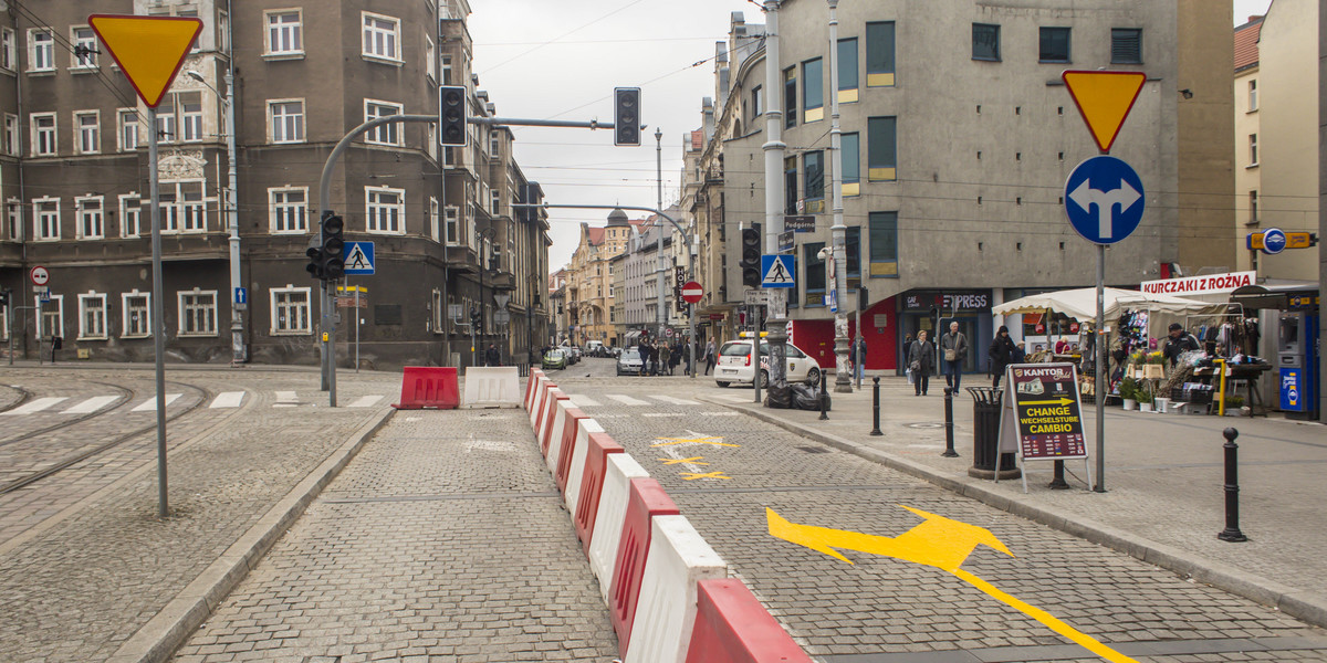 Wyłączono bezsensowną sygnalizację na skrzyżowaniu w centrum