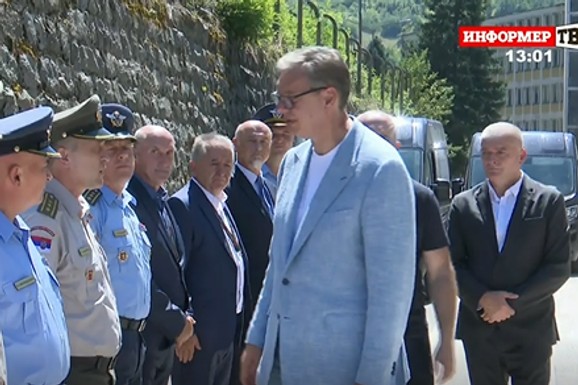 Vučić: Mučili smo se i mučili, ali FAP će nastaviti da radi