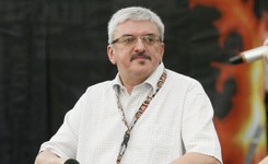 Niedźwiecki przerywa milczenie: Najpierw zadziałała 'piramida strachu”, a potem 'piramida głupoty”