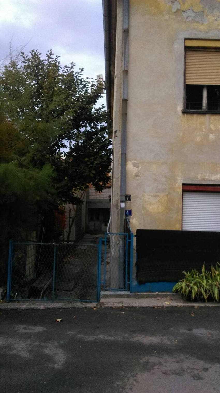 Aleksandar Dž. star oko 80 godina stradao je pre dva dana u požaru u stanu na Zvezdari, a uzrok je najverovatnije bila grejalica