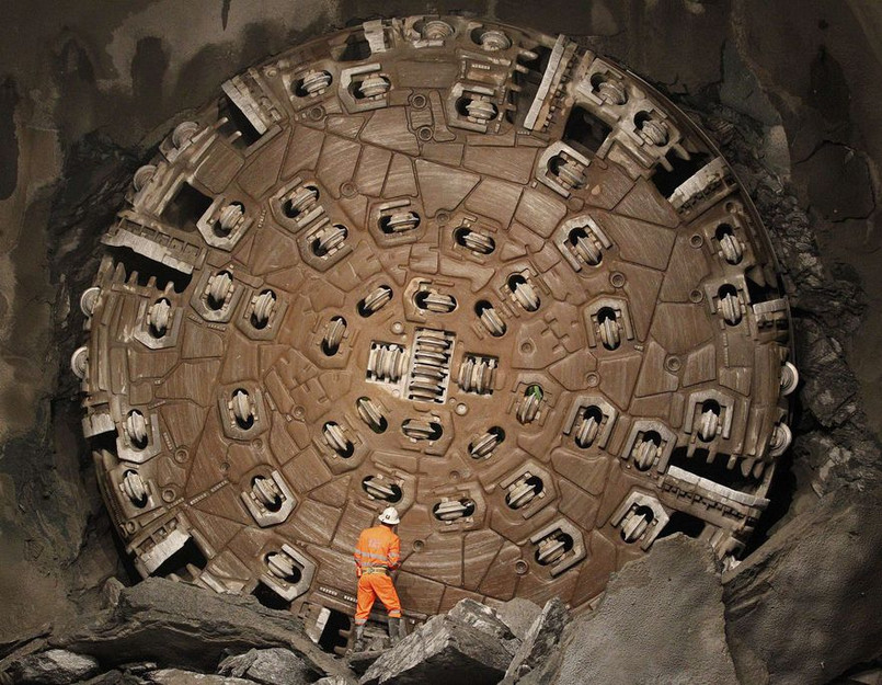 Oto najdłuższy tunel świata