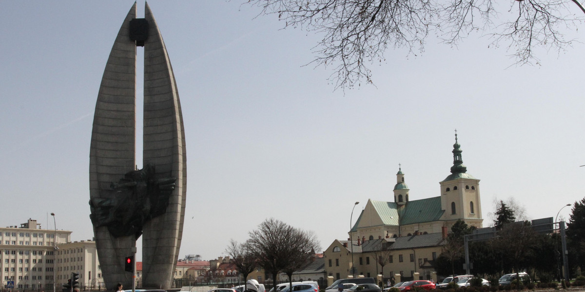 Zwiedzaj Rzeszów autobusem