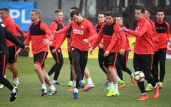 El. MŚ 2018: Lewandowski, Błaszczykowski, Piszczek, Jędrzejczyk i Pazdan nie trenowali z kadrą