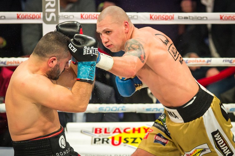 Głowacki pokonał Seferi'ego i zdobył pas WBO