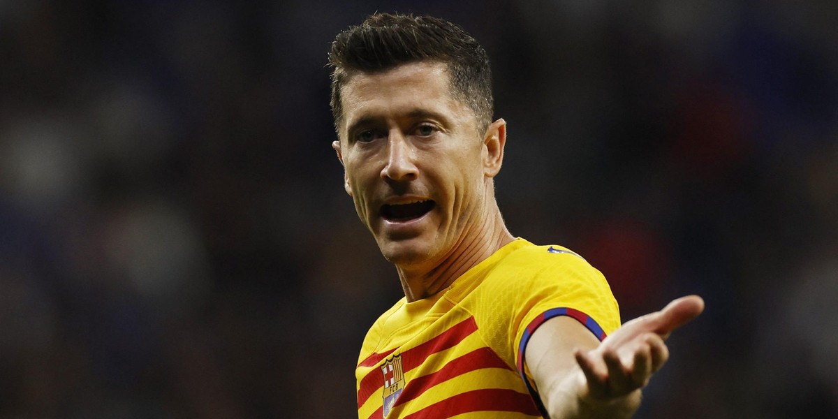 Robert Lewandowski nie znalazł się w gronie kapitanów Barcelony. 