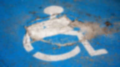 KE uspokaja w sprawie przepisów o zatrudnianiu osób niepełnosprawnych