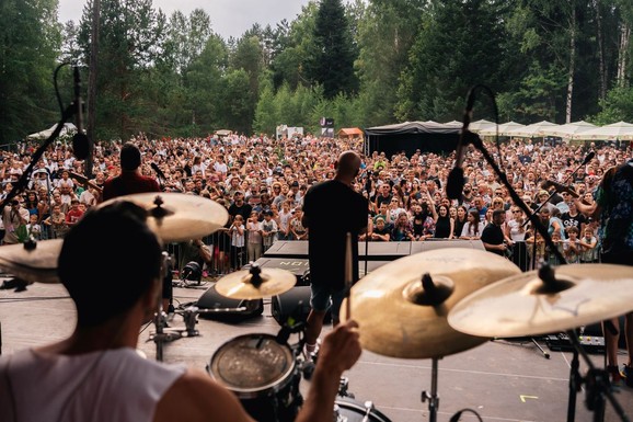 Najavljeni prvi izvođači na 11. Mountain Music Fest-u na Divčibarama: Dolaze Bajaga, Rundek...