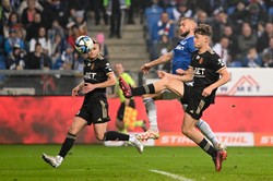 Nieudany debiut Stokowca. ŁKS bez szans w starciu w Lechem  [WIDEO]