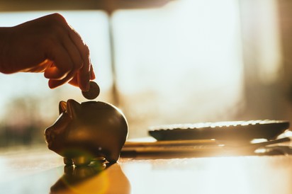 A pénztárcánkat is csúnyán hazavághatja egy betegség, nem csak az egészségünket