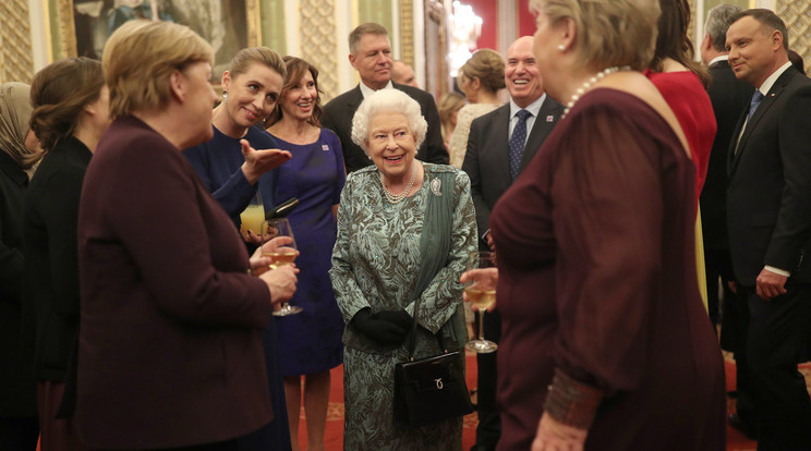 A londoni csúcsértekezlet résztvevői, a londoni királyi rezidencián, a Buckingham-palotában / Fotó: MTI/EPA/PA pool/Yui Mok