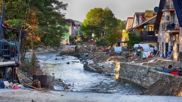 przerwanie tamy w stroniu śląskim: państwo obiecało, zawiodło, zostawiło ludzi bez pełnej kompensacji szkód. nikt nie poniósł odpowiedzialności