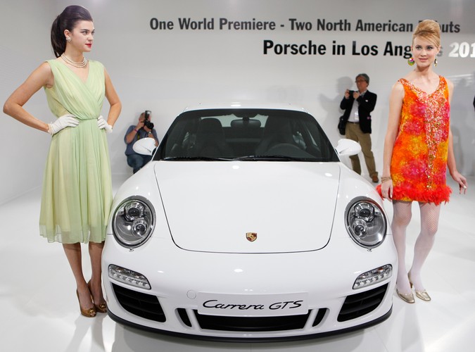 Porsche 911 Carrera GTS