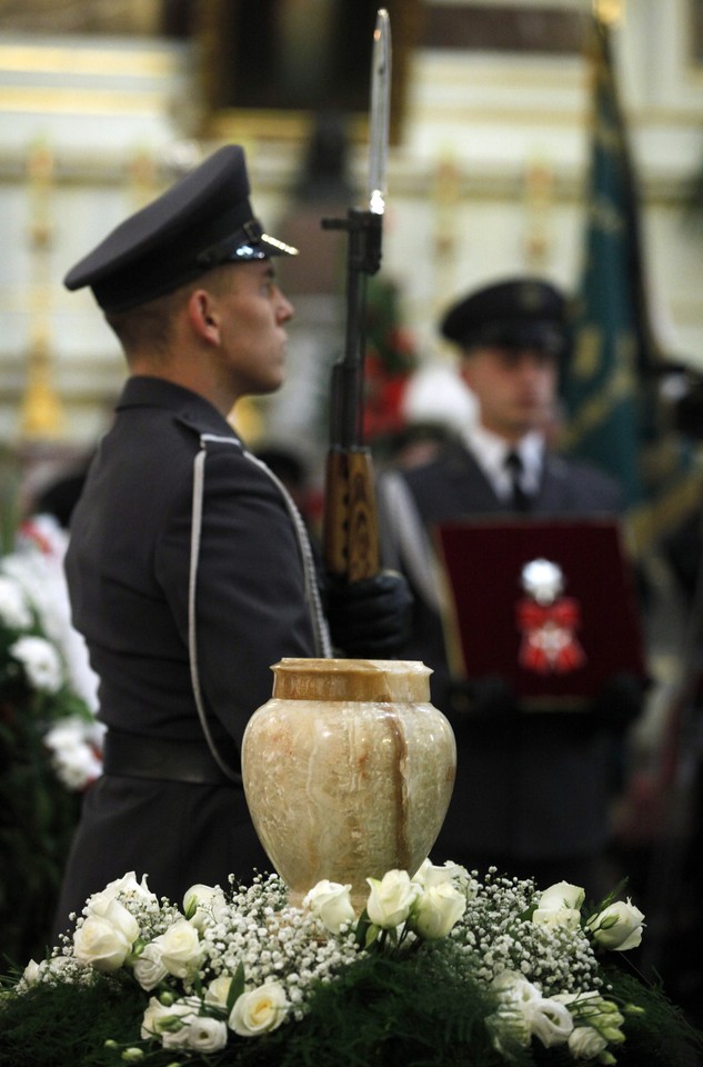 WARSZAWA UROCZYSTOŚCI POGRZEBOWE JARUGA-NOWACKA