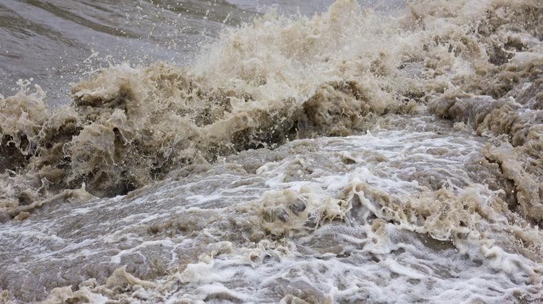 IMGW ostrzega: wzrosną stany wód w rzekach
