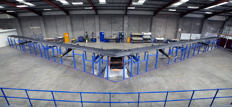 Facebook buduje monstrualnego drona. Misja czy biznes? ZDJĘCIA