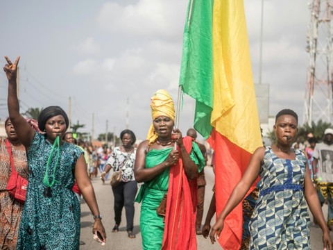 Benin opposition supporters protest exclusion from vote Benin opposition supporters protest exclusion from vote