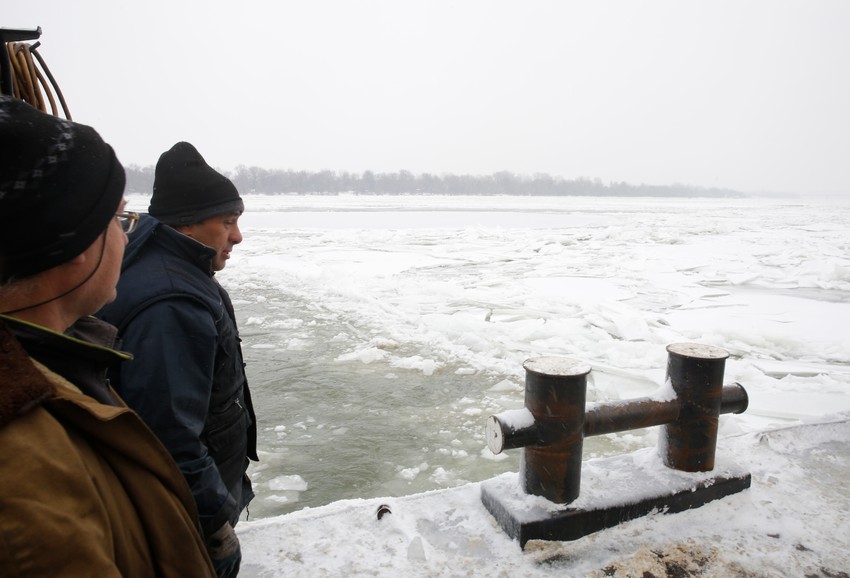 Kroz ovaj led ni "Topola" nije mogla da prođe