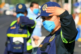 Ubezpieczyciele mogą nie zapłacić za leczenie świńskiej grypy