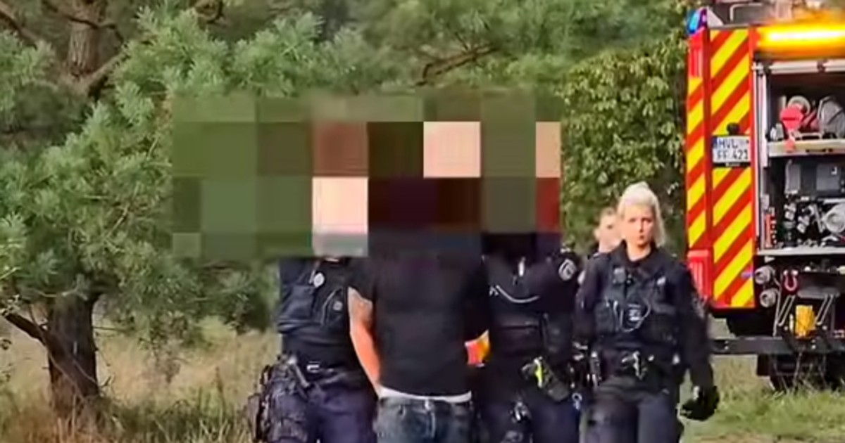 Horrorisztikus kivégzés a család tanyáján: az apját kötötte az autója után Flórián, majd rágyújtotta a garázst