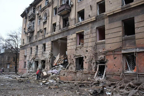 Mariupol, Ukraina, 18.03.2022. Zniszczenia po rosyjskim ataku w Mariupolu