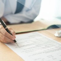 Mit jelentenek a leleten szereplő rövidítések, ha daganatról van szó?