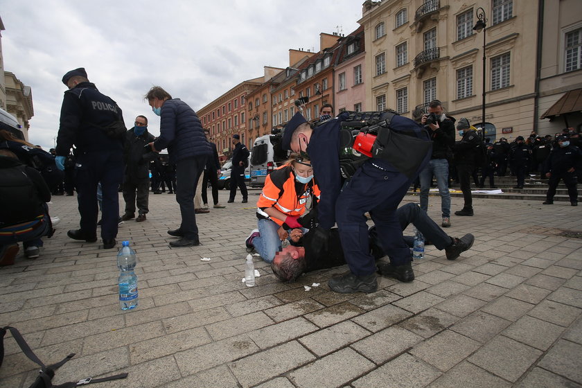 Strajk przedsiębiorców. Policja użyła gazu