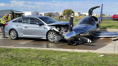 Był na miejscu, gdy awionetka uderzyła w auto. Wszystko nagrał [WIDEO]