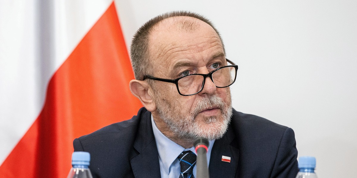 Jan Mosiński nad Hanną GronkiewiczWaltz gromadzą się czarne chmury