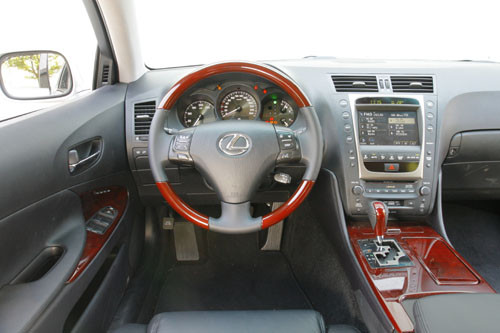 Lexus GS 450 h - Hybryda prezesa