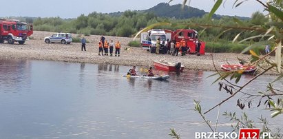 Tragedia pod Tarnowem. Ojciec ratował tonącego syna i zniknął pod wodą