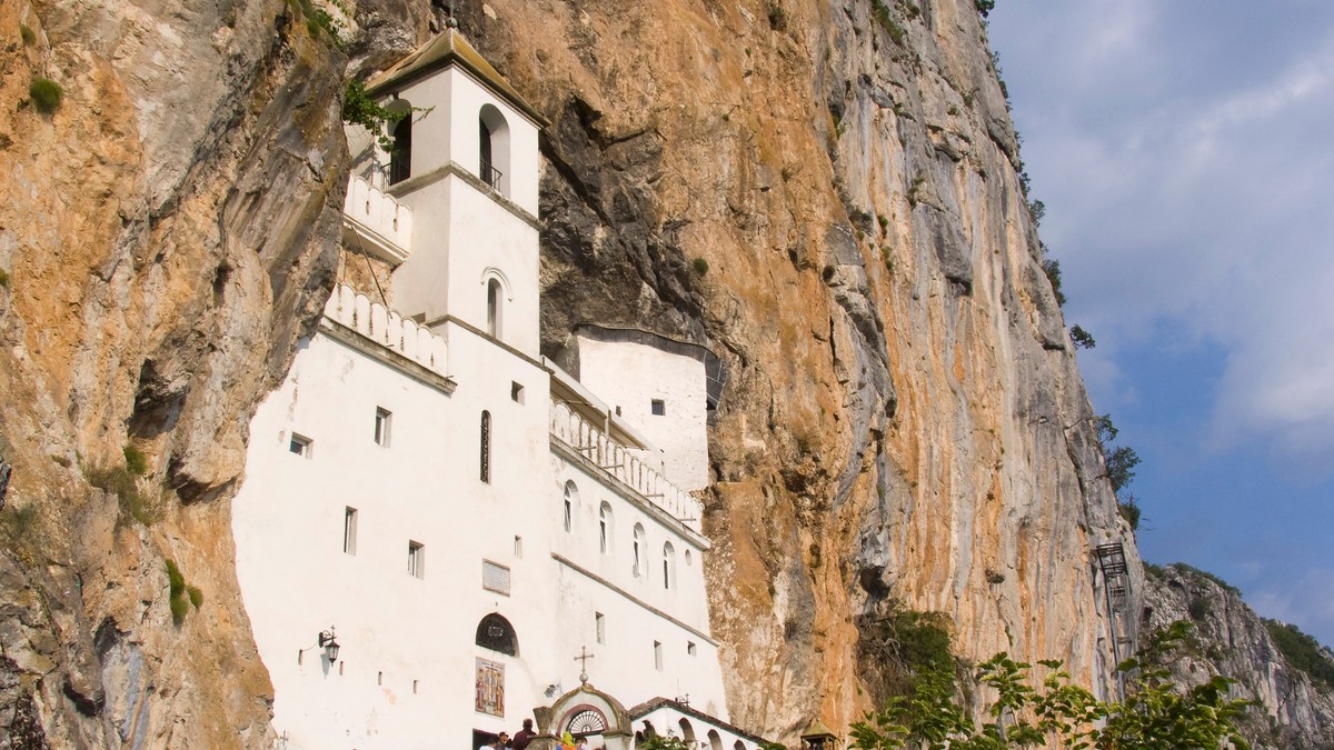 Manastir Ostrog