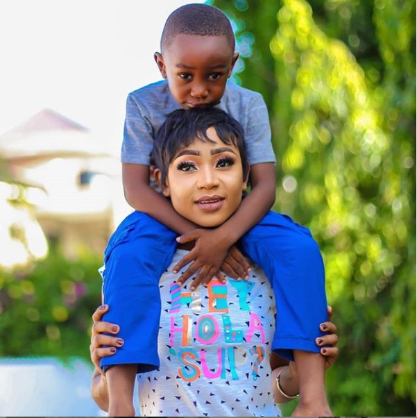 5 cute photos of Akuapem Poloo and son that are not borderline child abuse  | Pulse Ghana