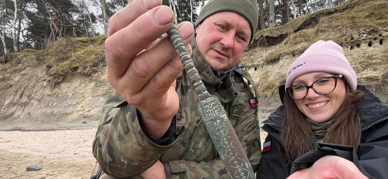 Sensacyjne odkrycie nad Bałtykiem. Na plaży nagle coś "zadzwoniło"