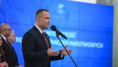 Prezydent Nawrocki podpisuje ustawy i atakuje rząd. "Narracja całkowicie sprzeczna"