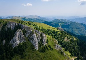 Vodovodi iz 13. ili 14. veka su pronađeni u Plani, srednjovekovnom naselju tipa trga i važnom rudarskom centru na području Kopaonika.