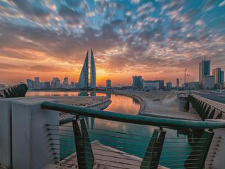 Bahrajn, Manama. Zbudowany w 2008 roku Bahrain World Trade Center mierzy 240 m i ma 50 kondygnacji.