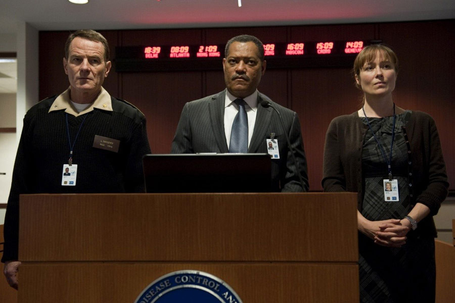 Laurence Fishburne jako dr Ellis Cheever w filmie "Contagion - Epidemia strachu" (2011)