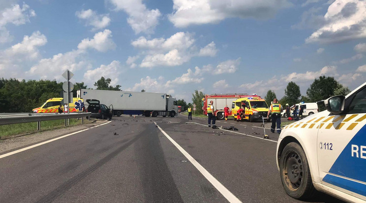 A nyírturai baleset után a dühös rokonok dulakodni kezdtek.