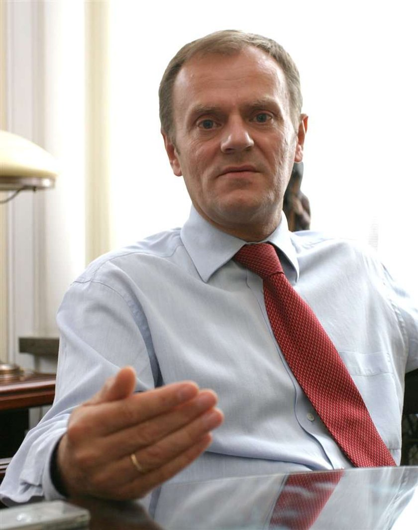 Tusk idzie na wojnę!