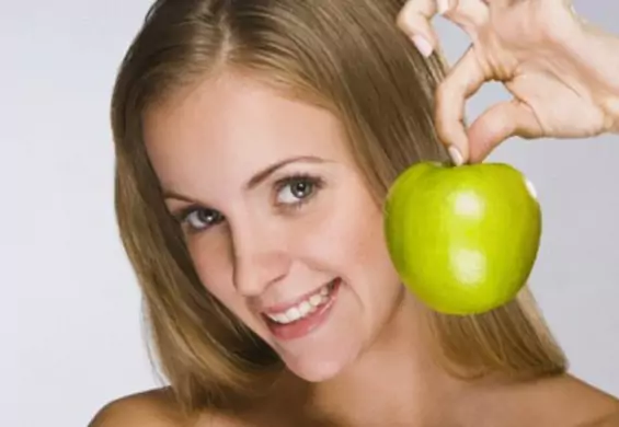 Chcesz schudnąć? Wykorzystaj właściwości octu jabłkowego!