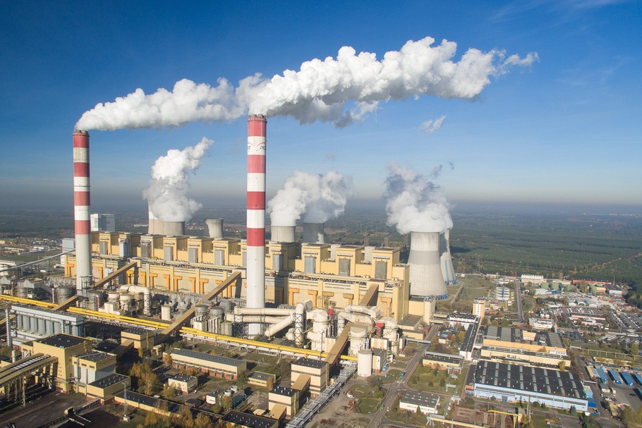 Elektrownia Bełchatów jest nie tylko największym emitentem CO2 w Polsce, ale i w Europie