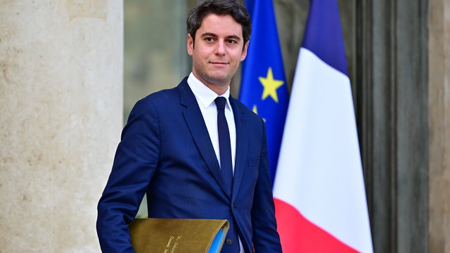 Francja ma nowego premiera. Jest najmłodszy w historii i otwarcie homoseksualny