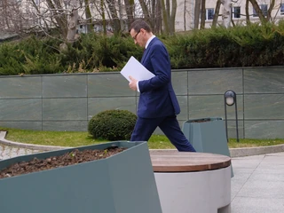 Premier Mateusz Morawiecki po zakończeniu posiedzenia Rządowego Zespołu Zarządzania Kryzysowego w Warszawie ws. koronawirusa w Polsce, 19.03.2020