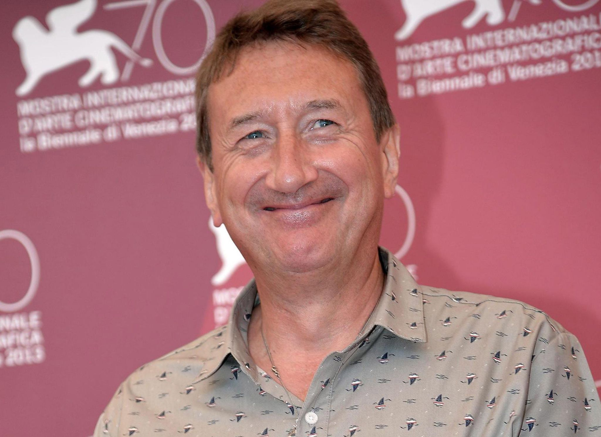 Steven Knight schreibt neues James-Bond-Drehbuch