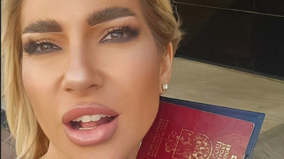 Jovana Jeremić napustila Srbiju