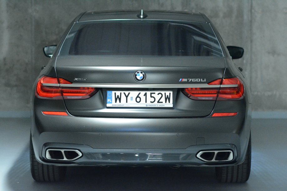 BMW M760Li xDrive