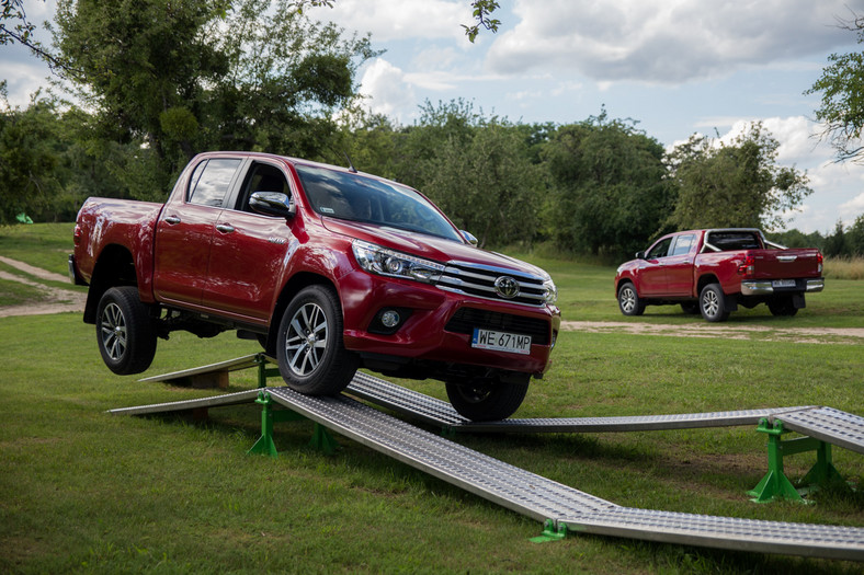 Toyota Hilux 2016